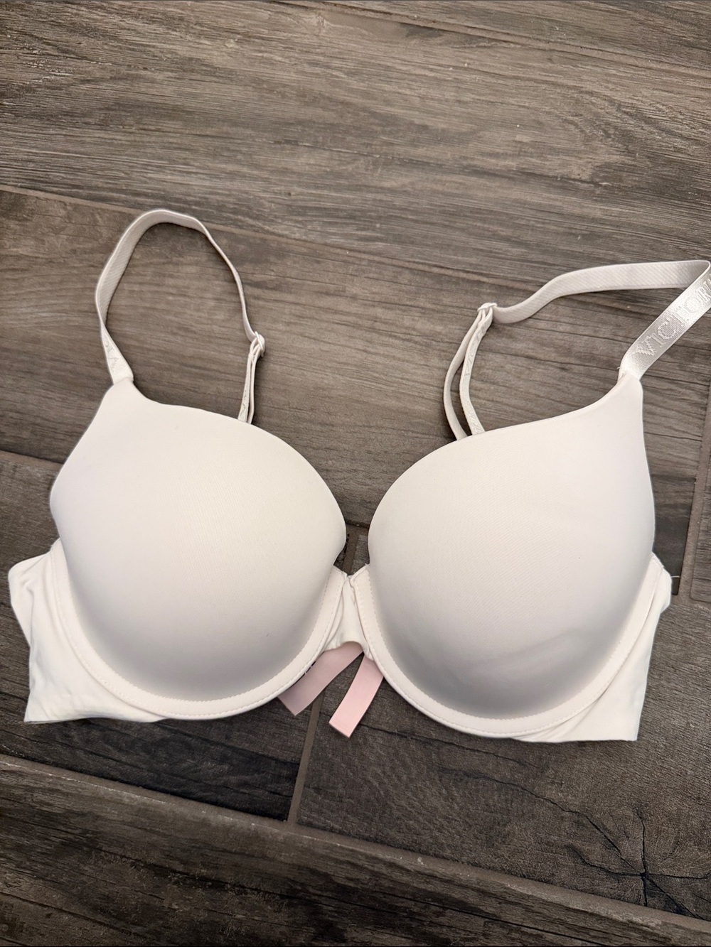 Victoria's Secret White Padded Everyday T-Shirt Bra